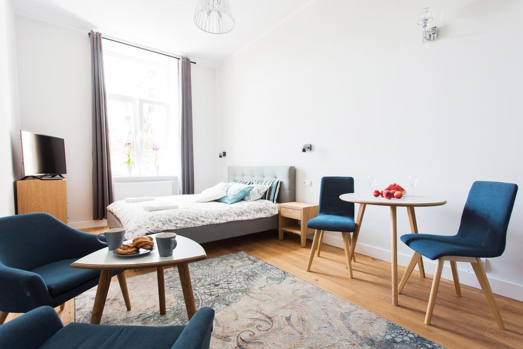 Apartwawel