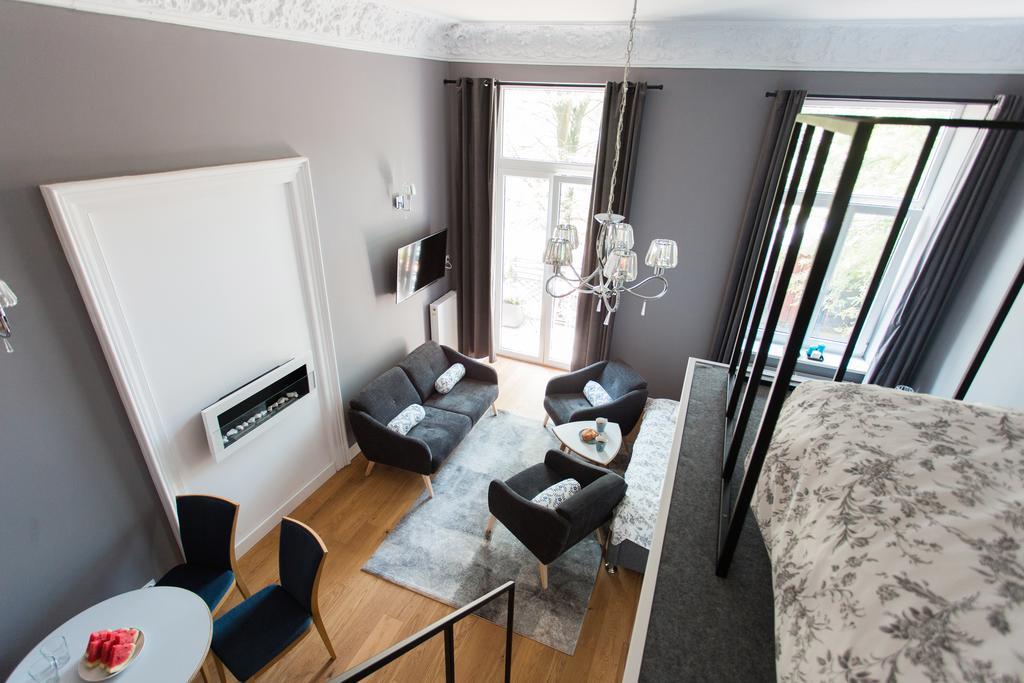 Apartwawel *