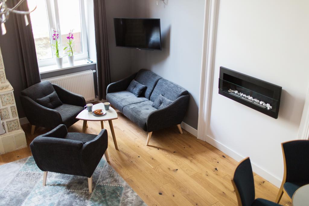 Apartwawel